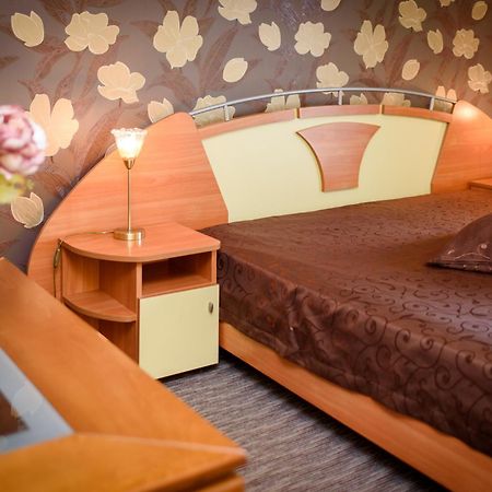 Guest House Ianis Paradise Несебир Екстер'єр фото